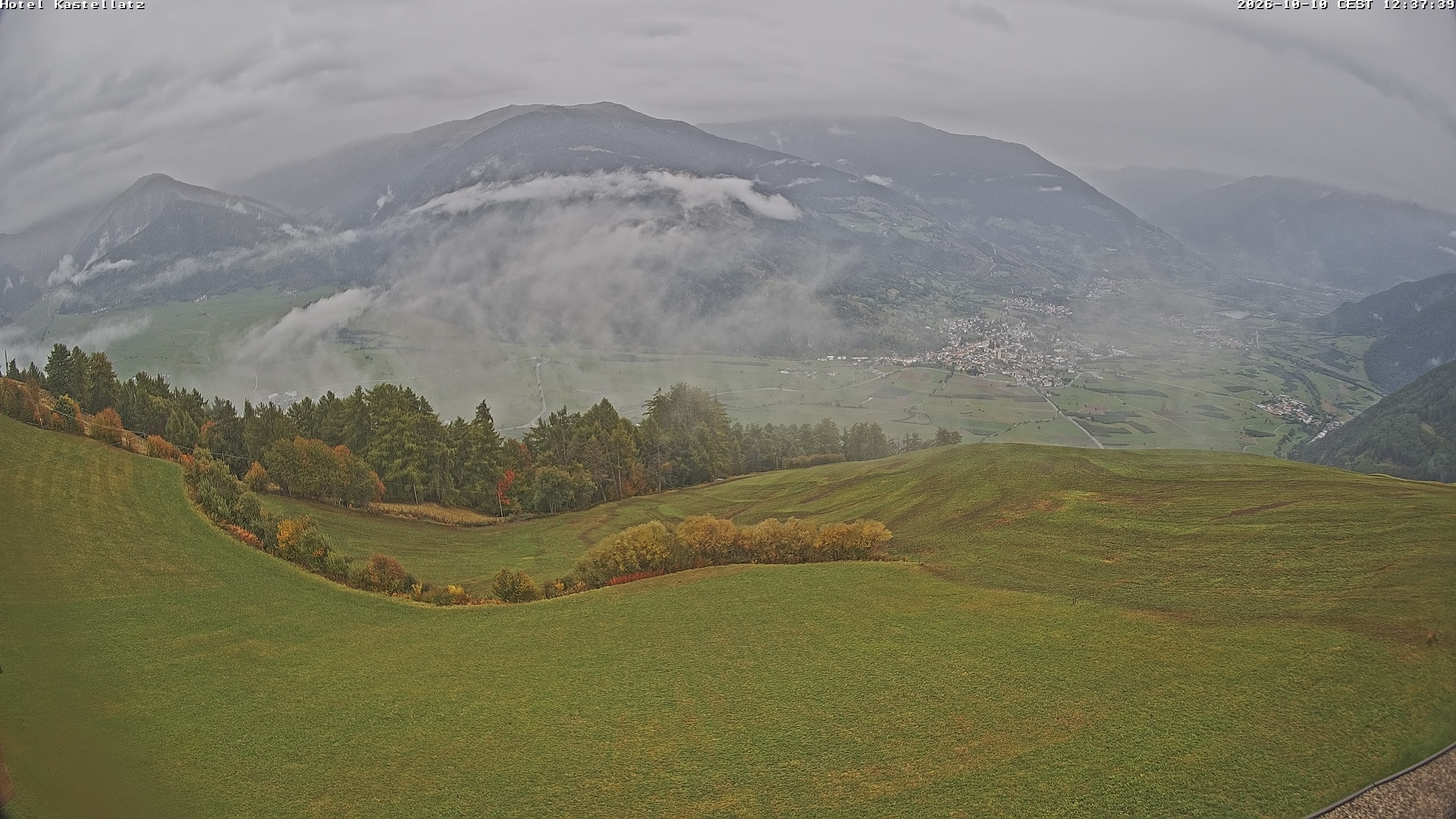 Archiv Foto Webcam Ausblick Kastellatz - Mals