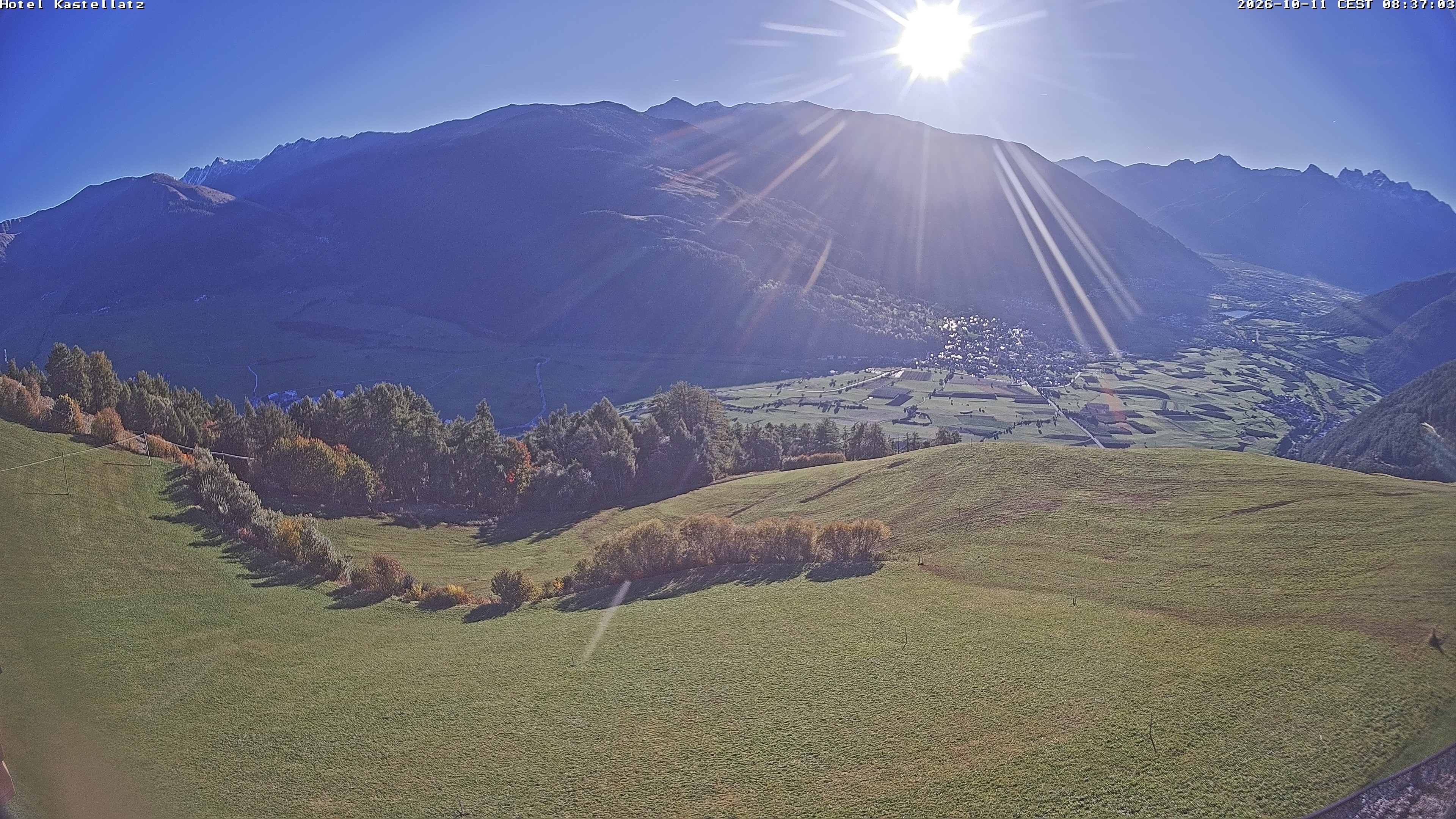 Archiv Foto Webcam Ausblick Kastellatz - Mals