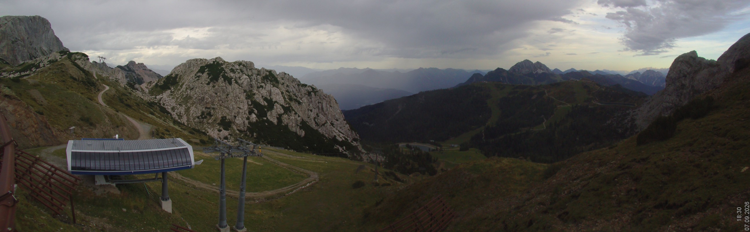 Archiv Foto Webcam Rudnigsattel - Blick Richtung Tressdorfer Höhe