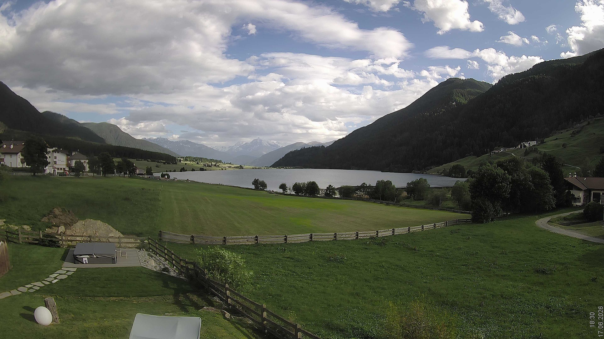 Archiv Foto Webcam Ausblick Hotel Ortlerspitz