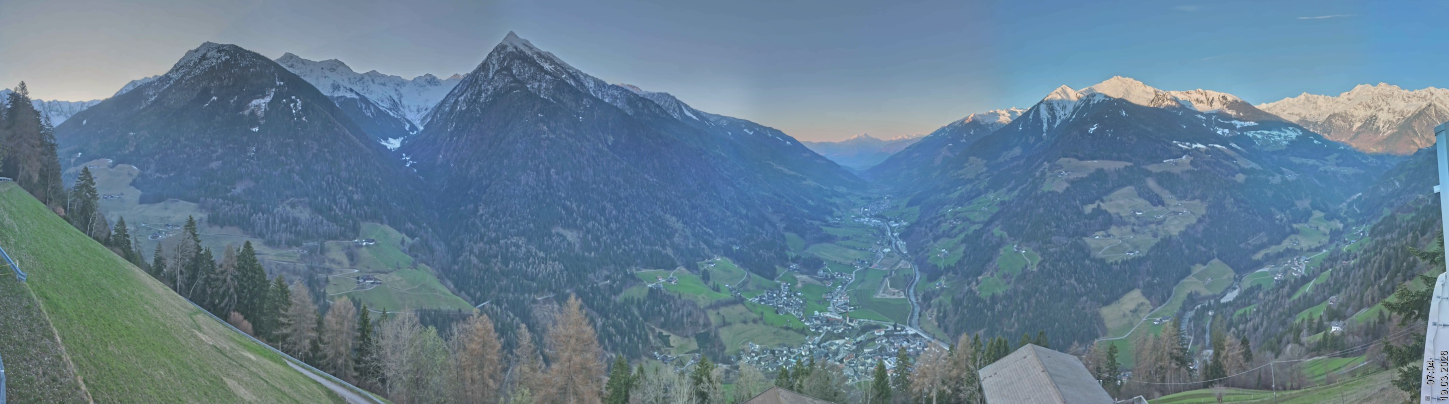 Archived image Webcam Panoramic View Passeier Valley