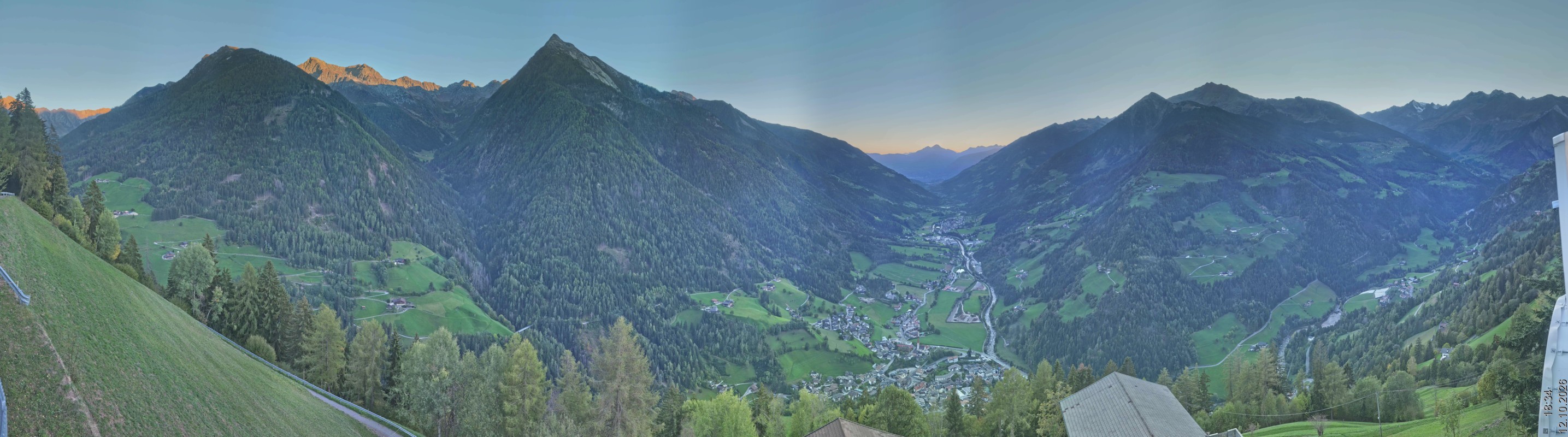 Archived image Webcam Panoramic View Passeier Valley