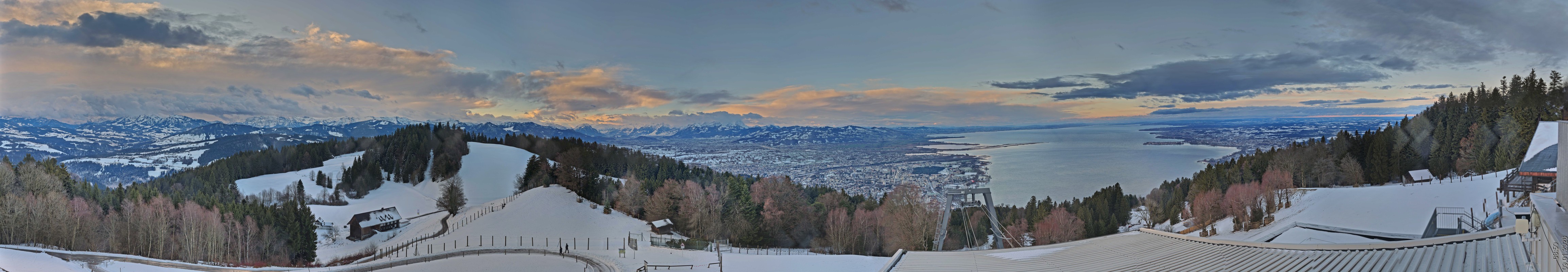 Archiv Foto Webcam Bregenz: Bergstation Pfänderbahn