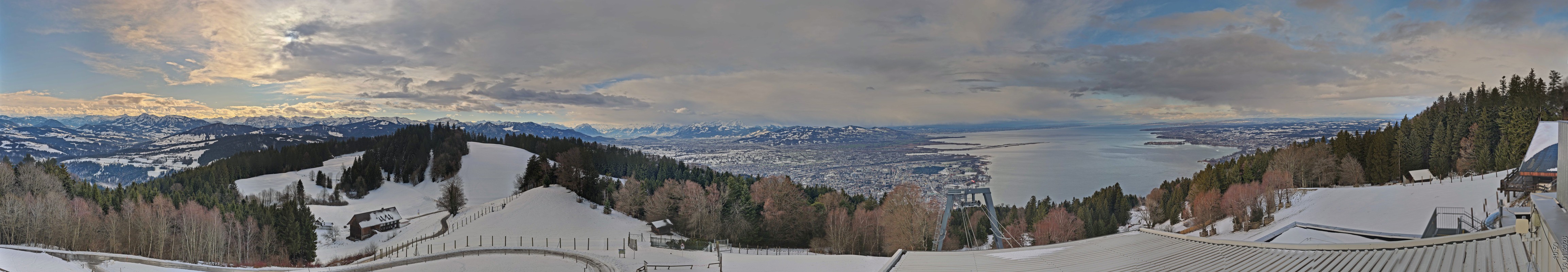 Archiv Foto Webcam Bregenz: Bergstation Pfänderbahn