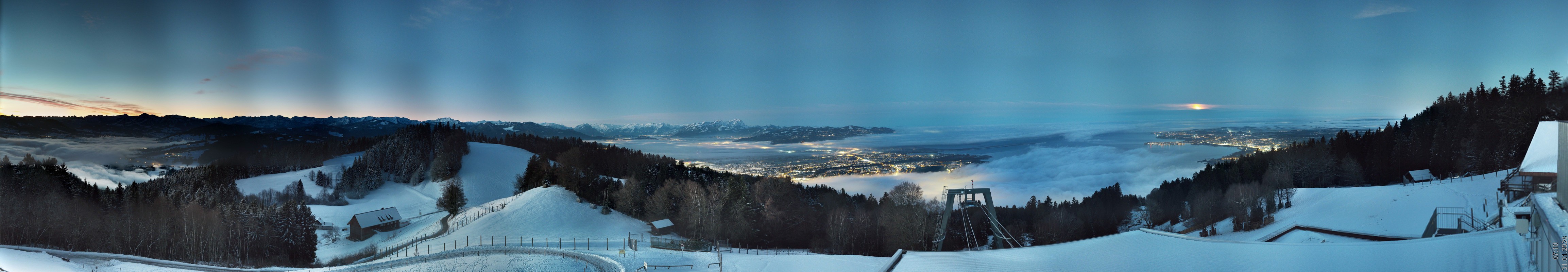 Archiv Foto Webcam Bregenz: Bergstation Pfänderbahn