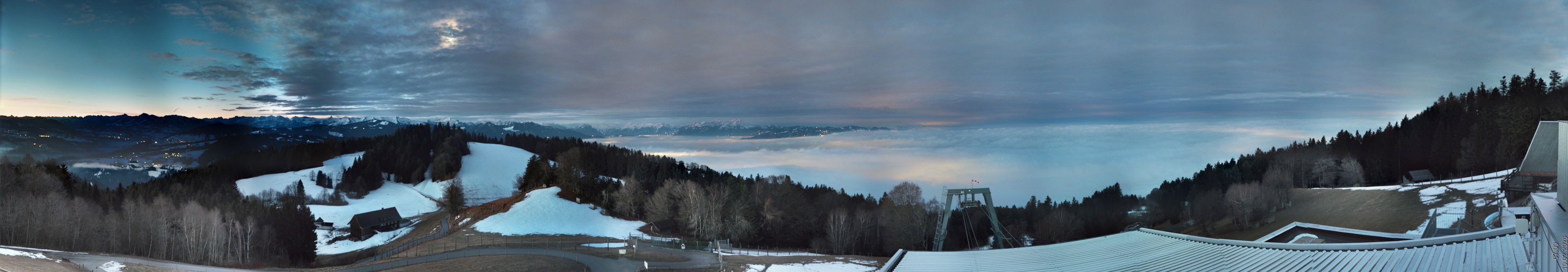 Archiv Foto Webcam Bregenz: Bergstation Pfänderbahn
