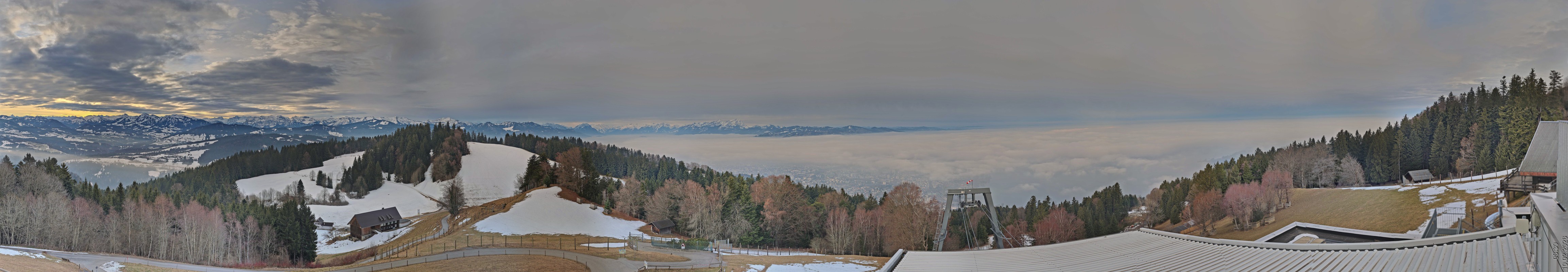 Archiv Foto Webcam Bregenz: Bergstation Pfänderbahn