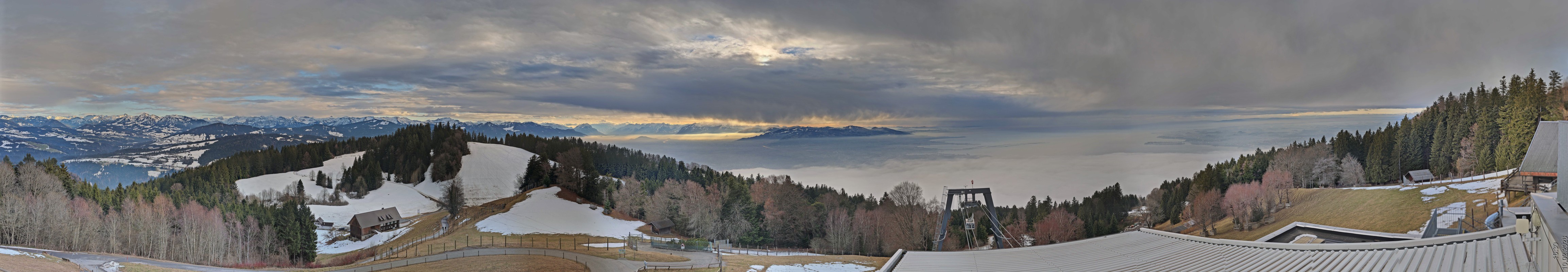 Archiv Foto Webcam Bregenz: Bergstation Pfänderbahn