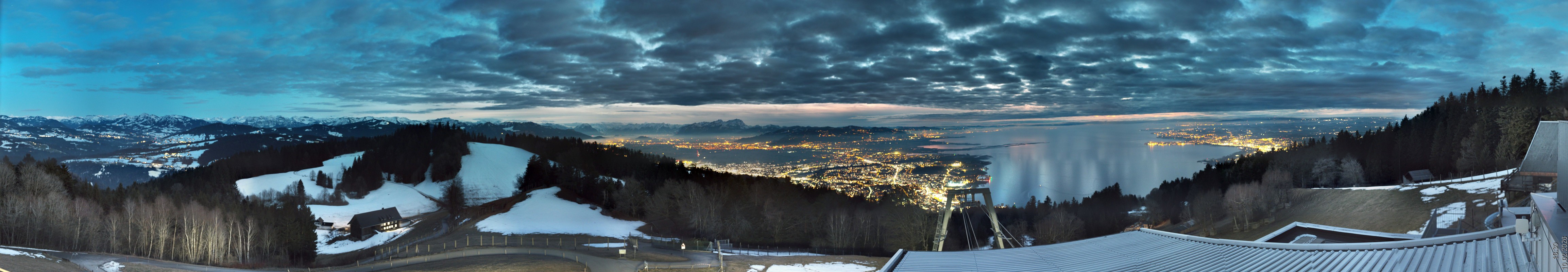 Archiv Foto Webcam Bregenz: Bergstation Pfänderbahn