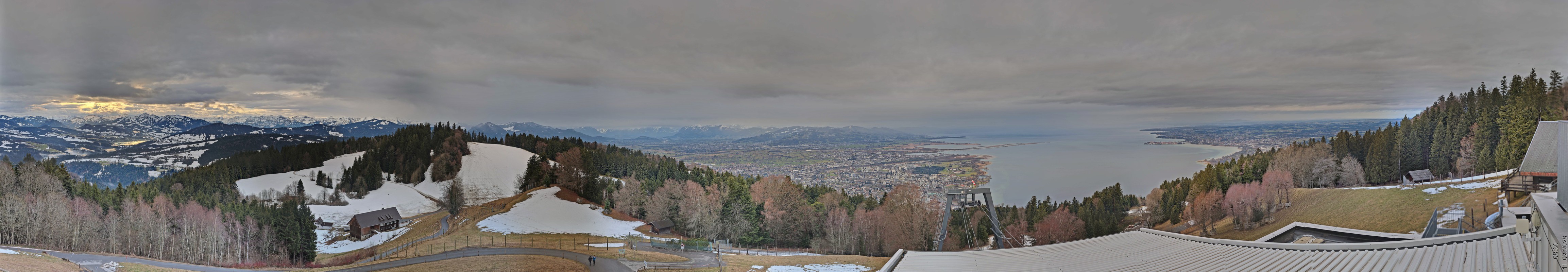 Archiv Foto Webcam Bregenz: Bergstation Pfänderbahn