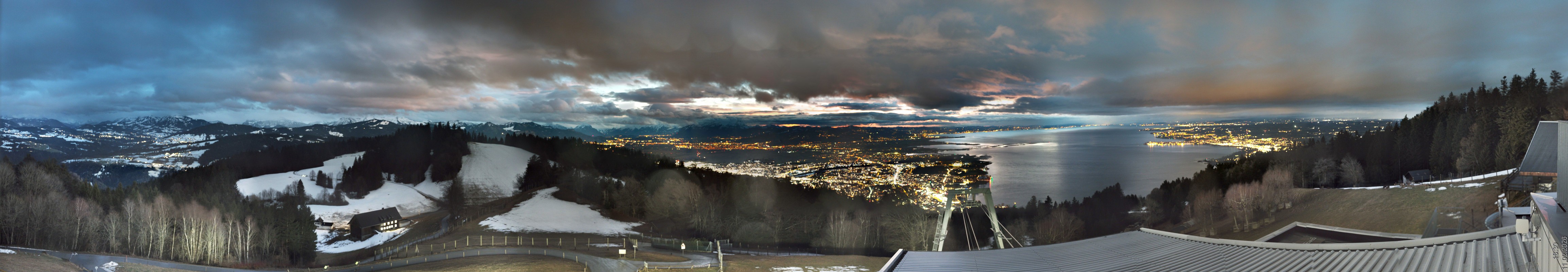 Archiv Foto Webcam Bregenz: Bergstation Pfänderbahn