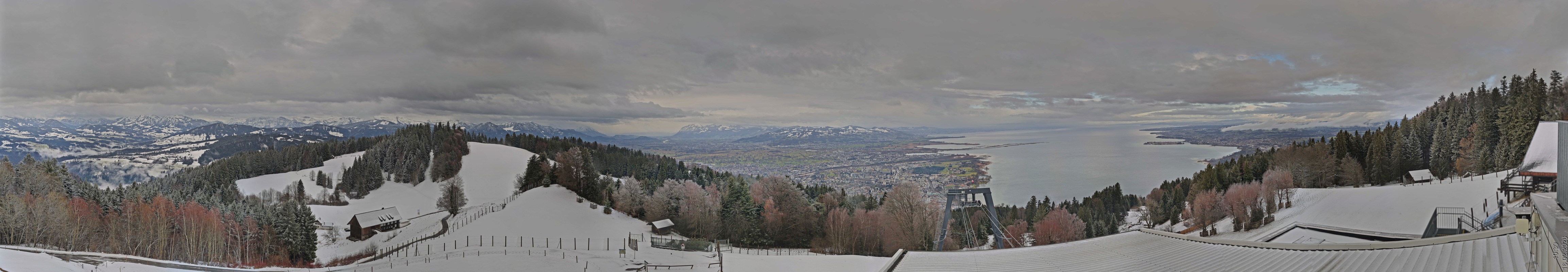 Archiv Foto Webcam Bregenz: Bergstation Pfänderbahn