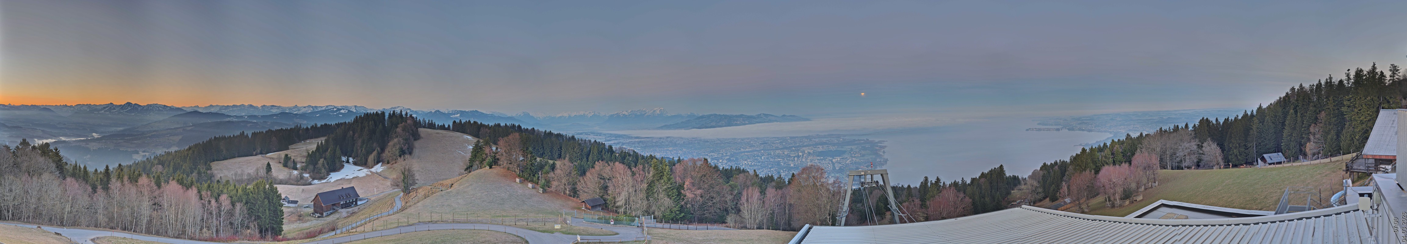 Archiv Foto Webcam Bregenz: Bergstation Pfänderbahn