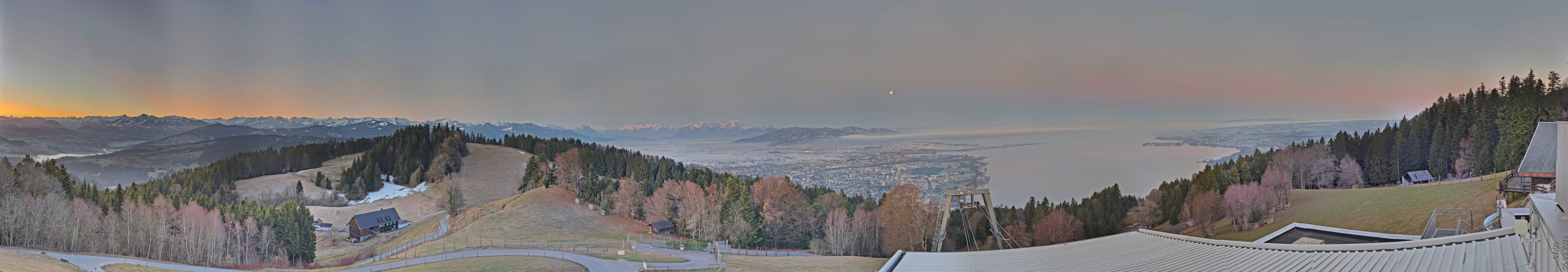 Archiv Foto Webcam Bregenz: Bergstation Pfänderbahn