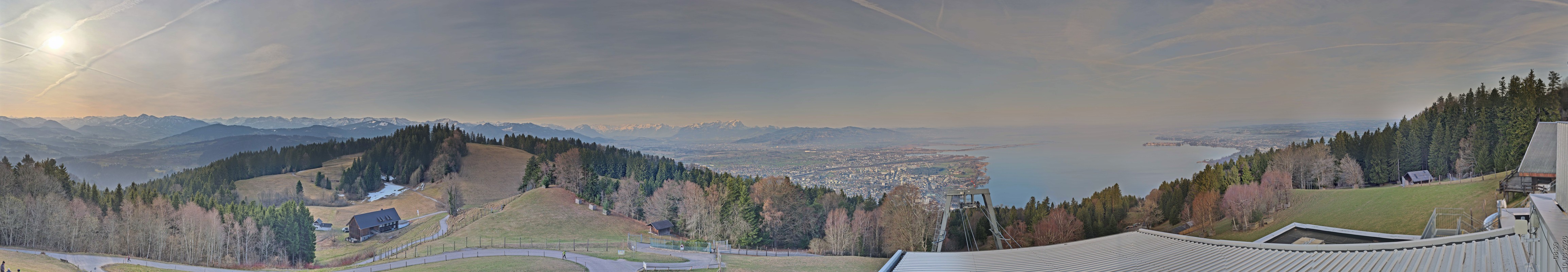 Archiv Foto Webcam Bregenz: Bergstation Pfänderbahn