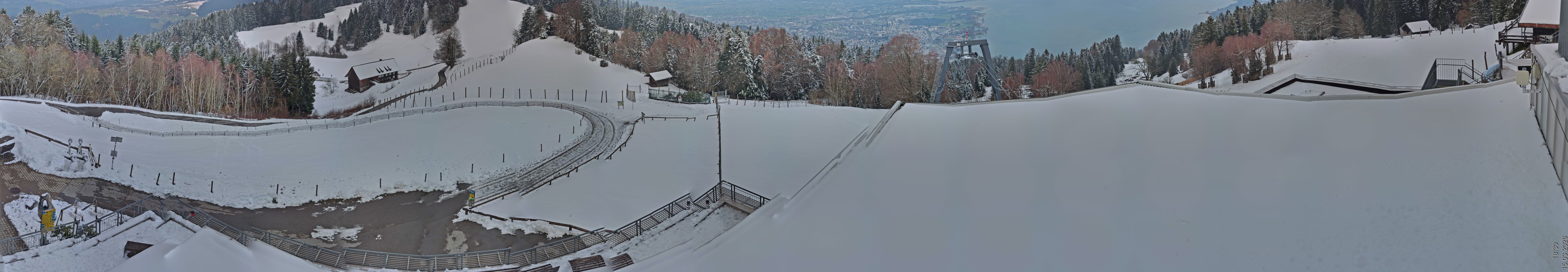 Archiv Foto Webcam Bregenz: Bergstation Pfänderbahn