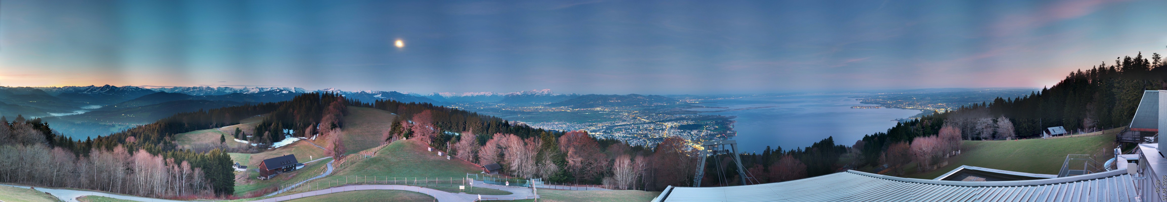 Archiv Foto Webcam Bregenz: Bergstation Pfänderbahn