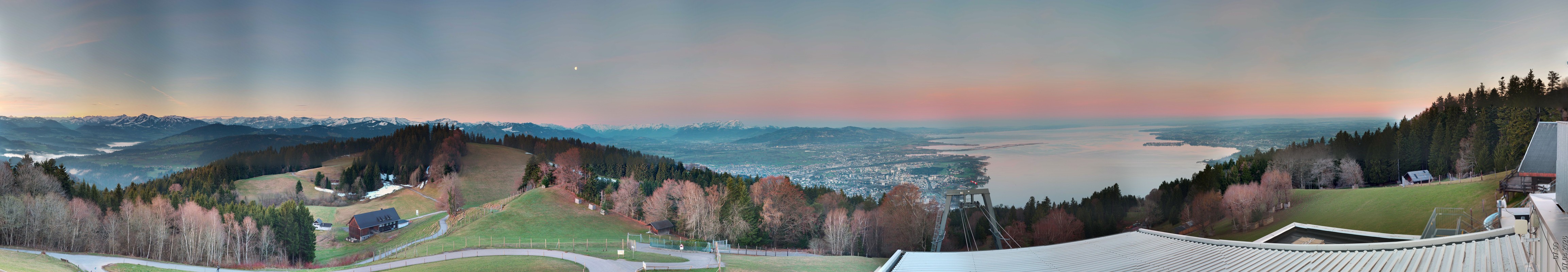 Archiv Foto Webcam Bregenz: Bergstation Pfänderbahn