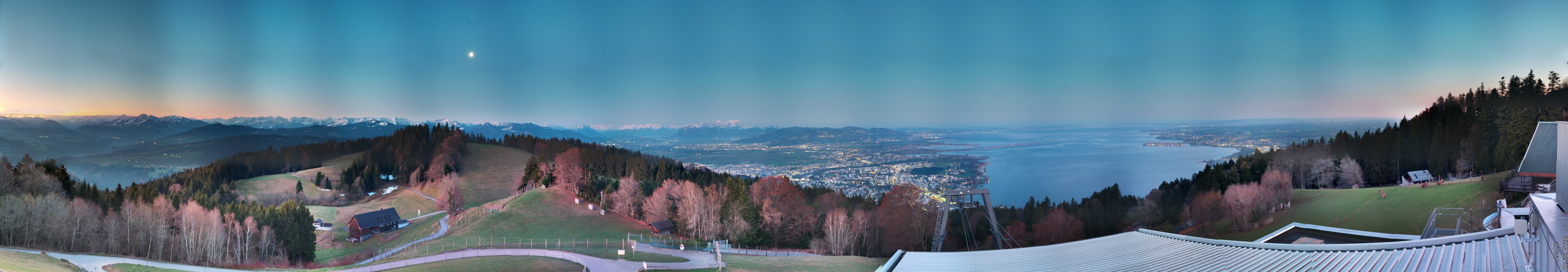 Archiv Foto Webcam Bregenz: Bergstation Pfänderbahn