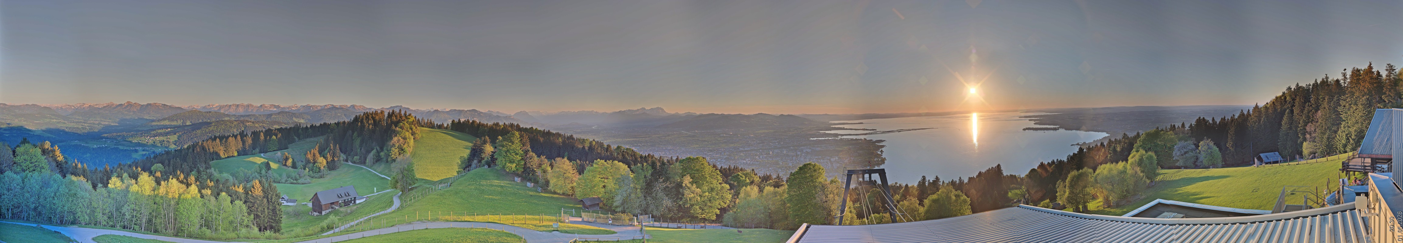 Archiv Foto Webcam Bregenz: Bergstation Pfänderbahn