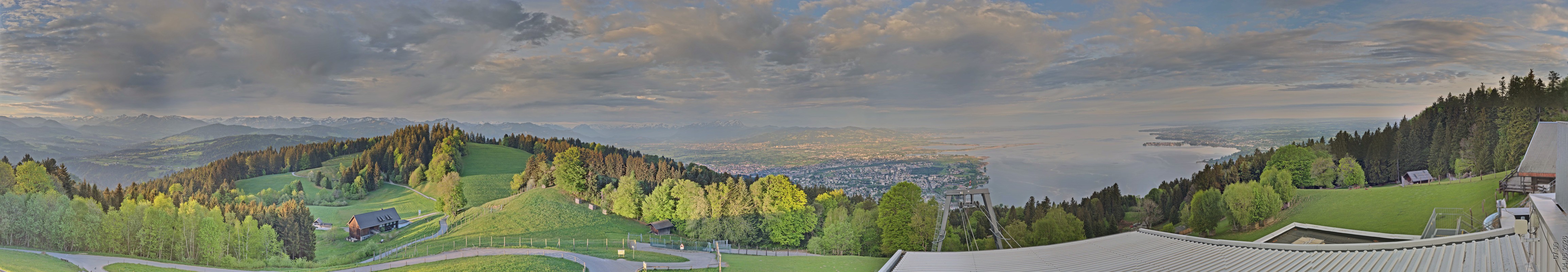 Archiv Foto Webcam Bregenz: Bergstation Pfänderbahn