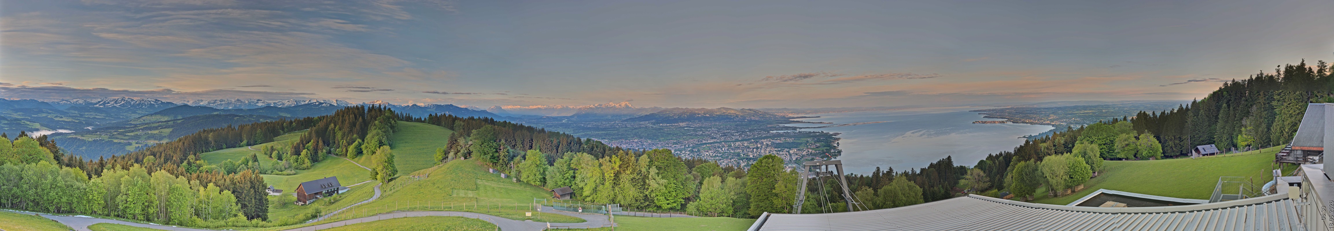 Archiv Foto Webcam Bregenz: Bergstation Pfänderbahn