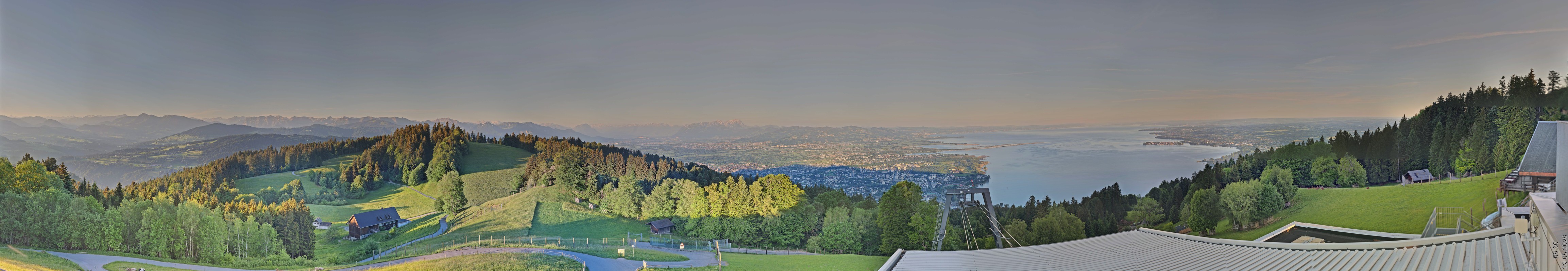 Archiv Foto Webcam Bregenz: Bergstation Pfänderbahn