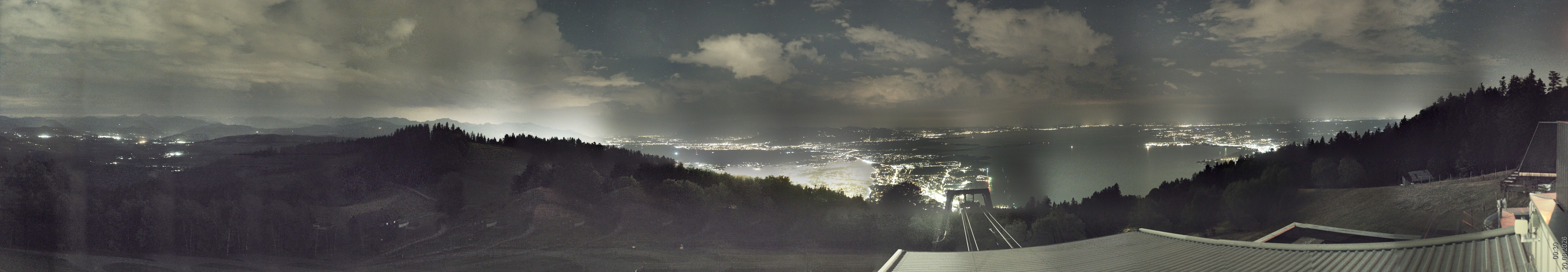 Archiv Foto Webcam Bregenz: Bergstation Pfänderbahn