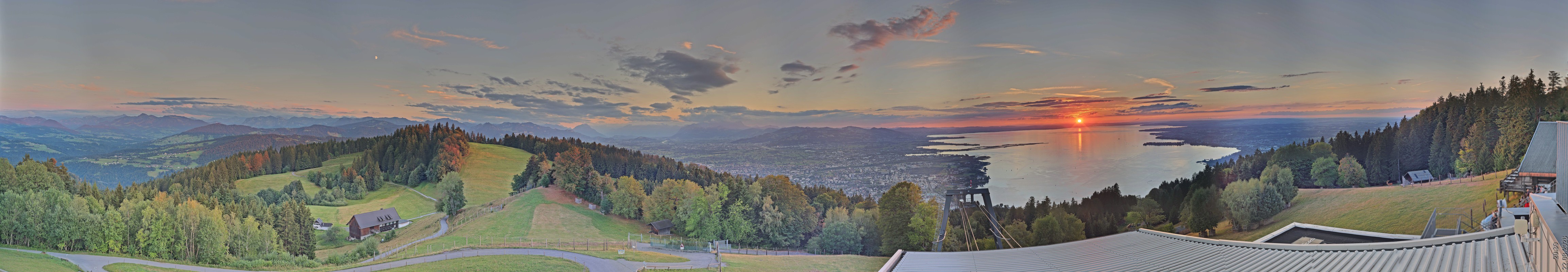 Archiv Foto Webcam Bregenz: Bergstation Pfänderbahn