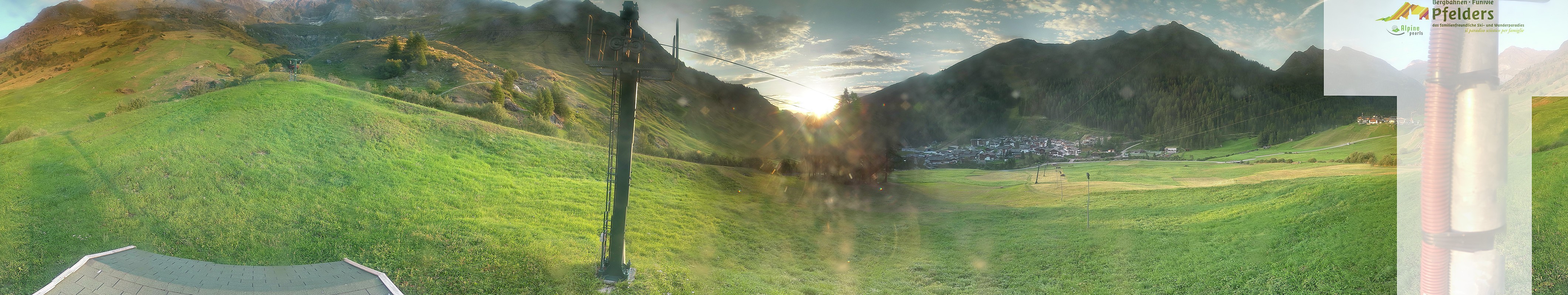 Archived image Webcam Pfelders in the Passeier Valley