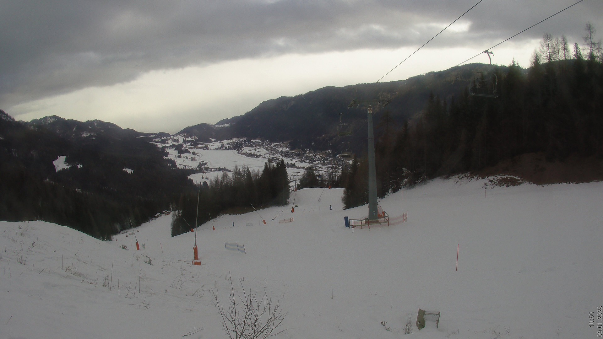 Archiv Foto Webcam Bergbahnen Weissensee - Bergstation