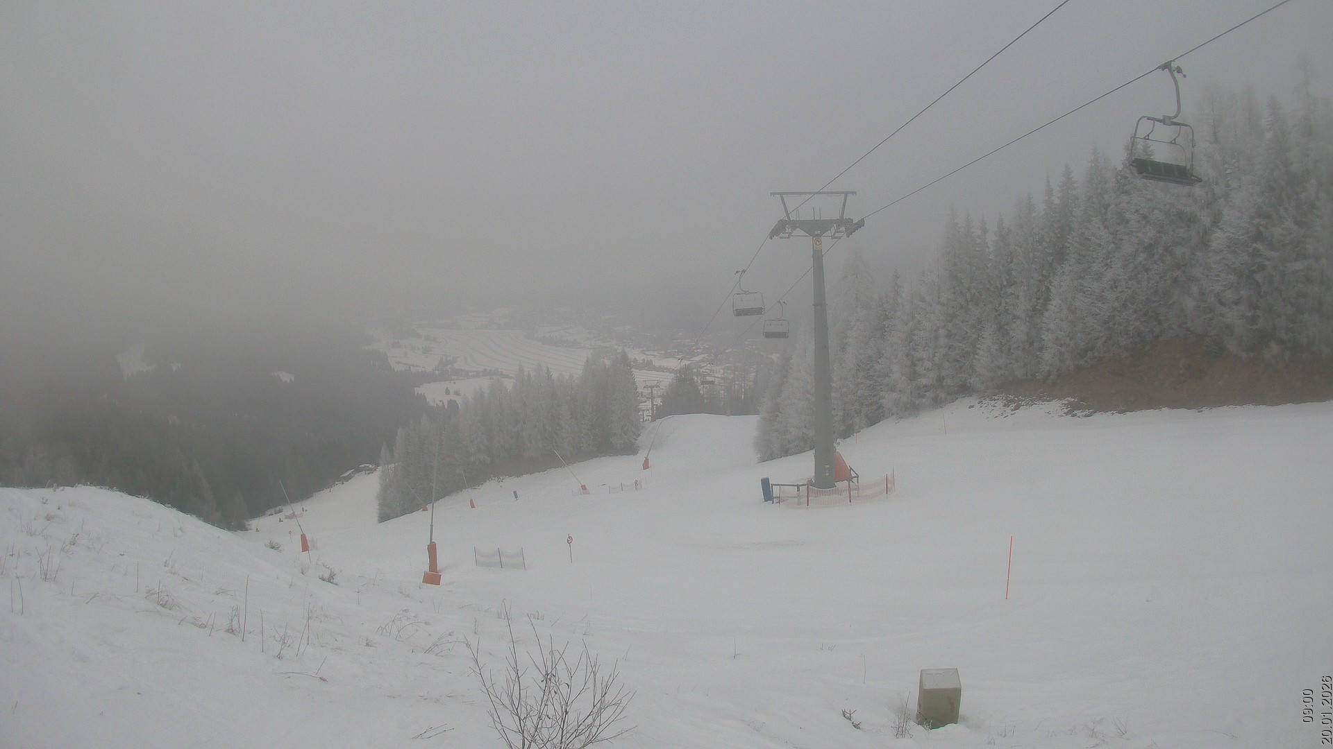 Archiv Foto Webcam Bergbahnen Weissensee - Bergstation