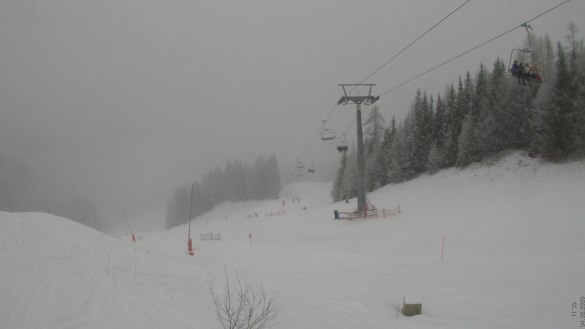 Archiv Foto Webcam Bergbahnen Weissensee - Bergstation