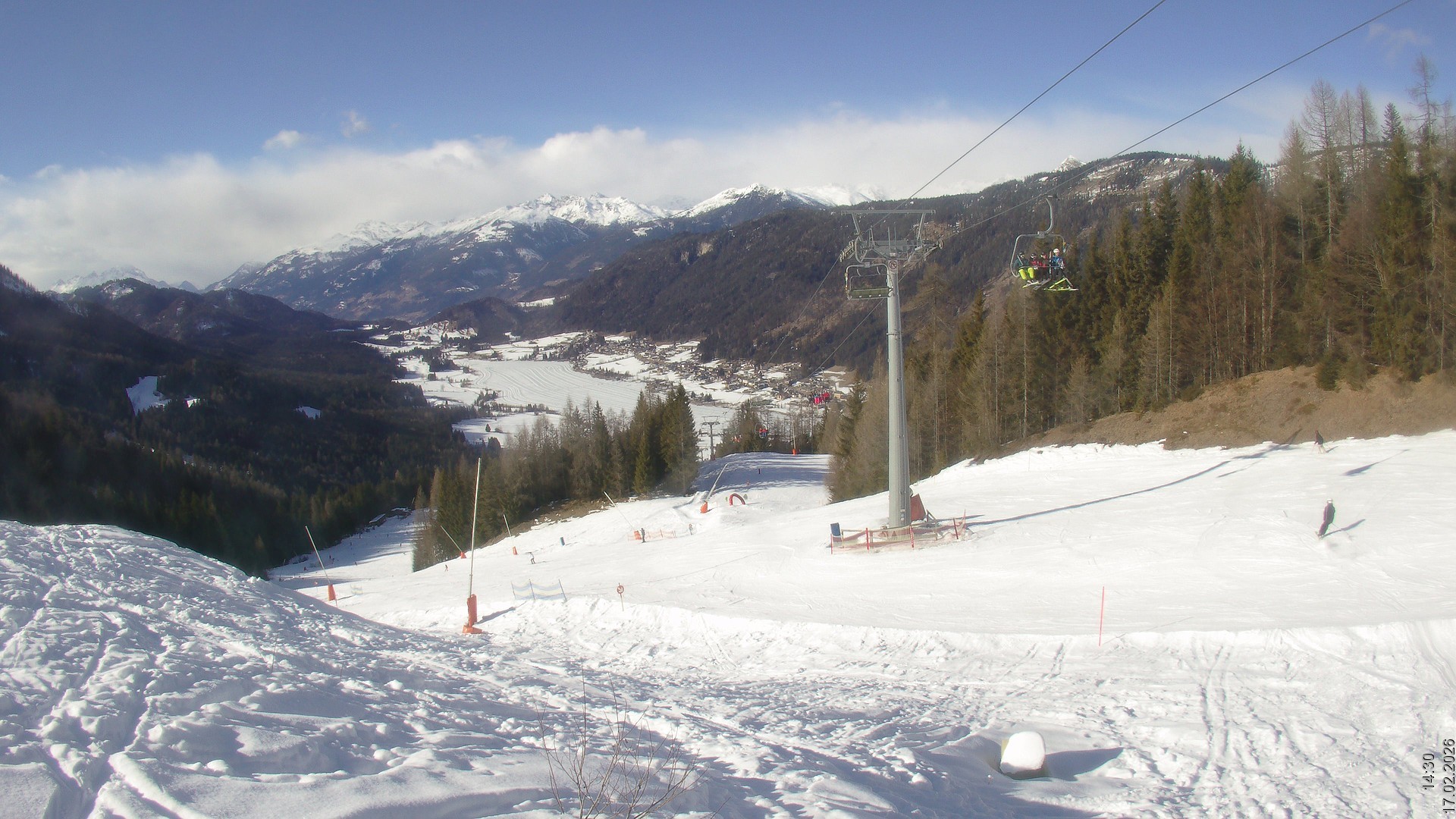 Archiv Foto Webcam Bergbahnen Weissensee - Bergstation