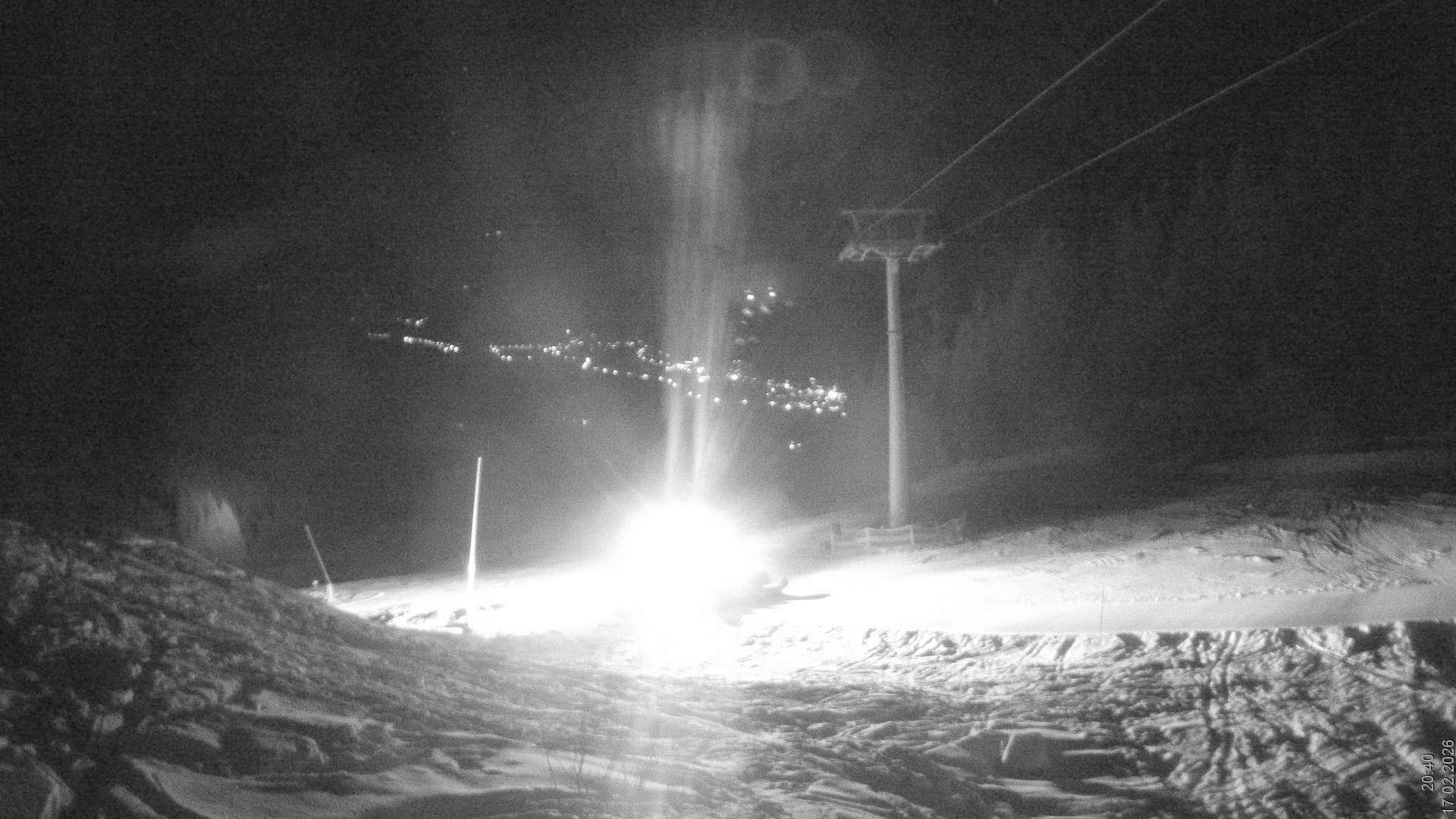 Archiv Foto Webcam Bergbahnen Weissensee - Bergstation