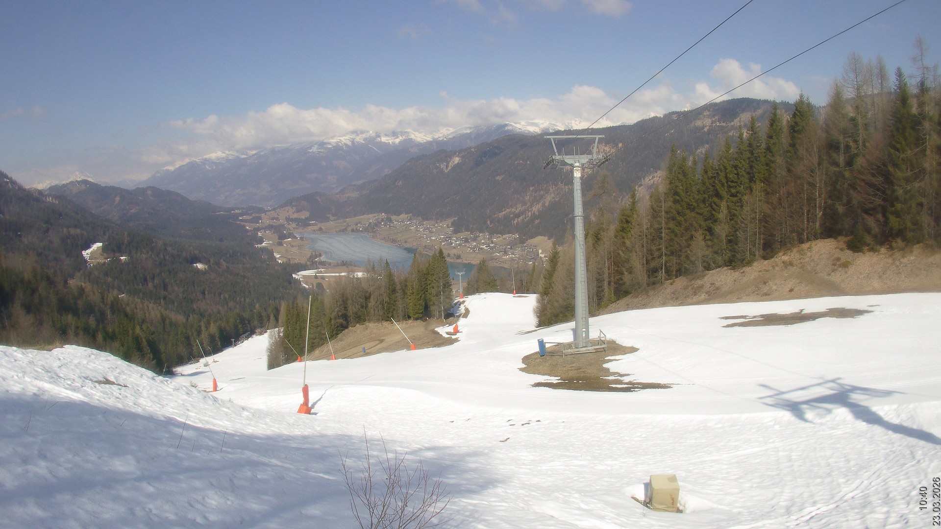 Archiv Foto Webcam Bergbahnen Weissensee - Bergstation