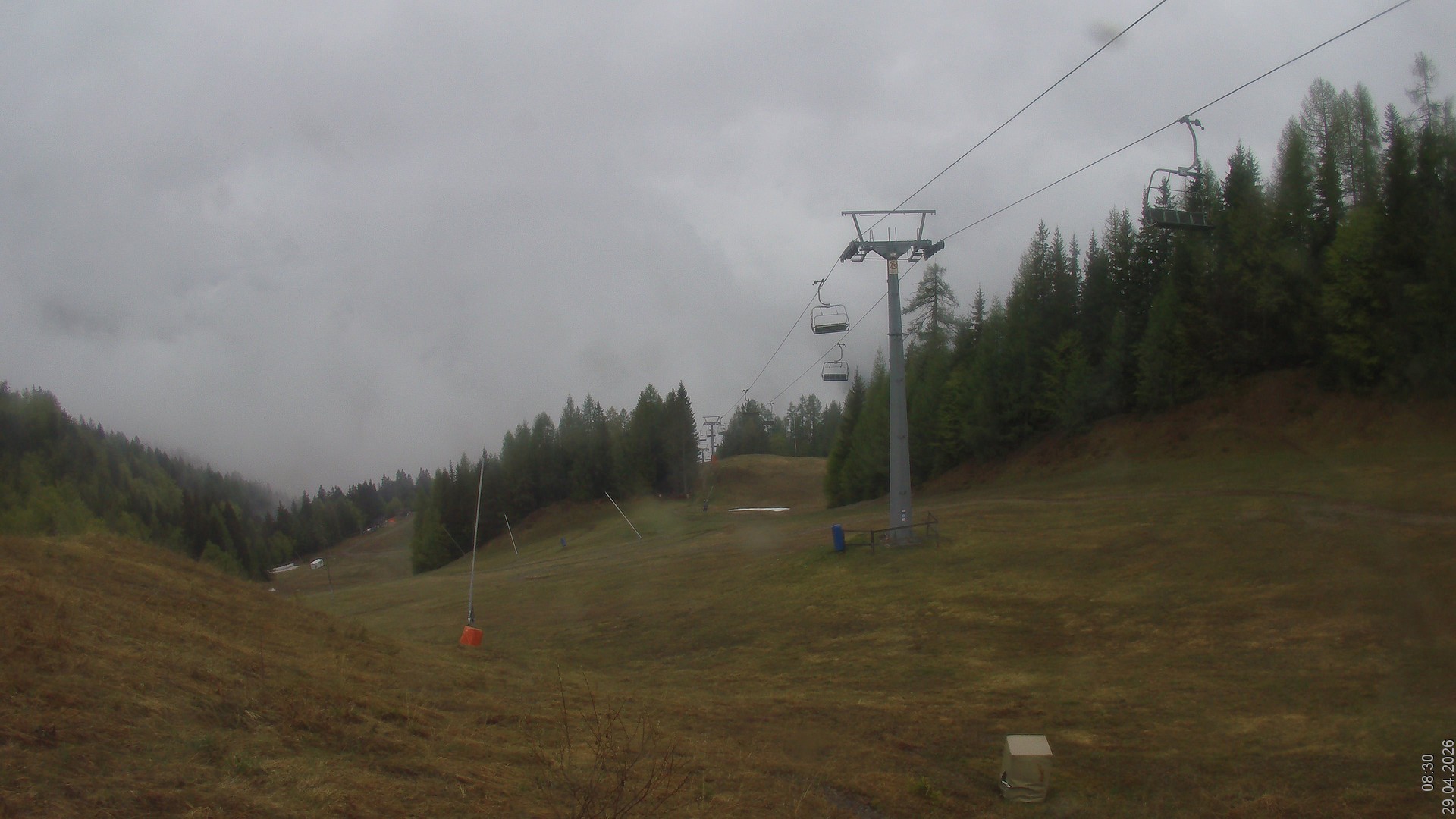 Archiv Foto Webcam Bergbahnen Weissensee - Bergstation
