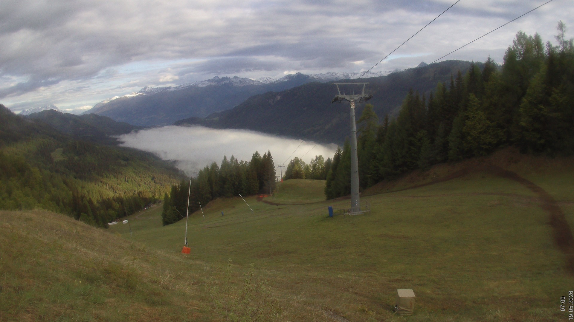 Archiv Foto Webcam Bergbahnen Weissensee - Bergstation