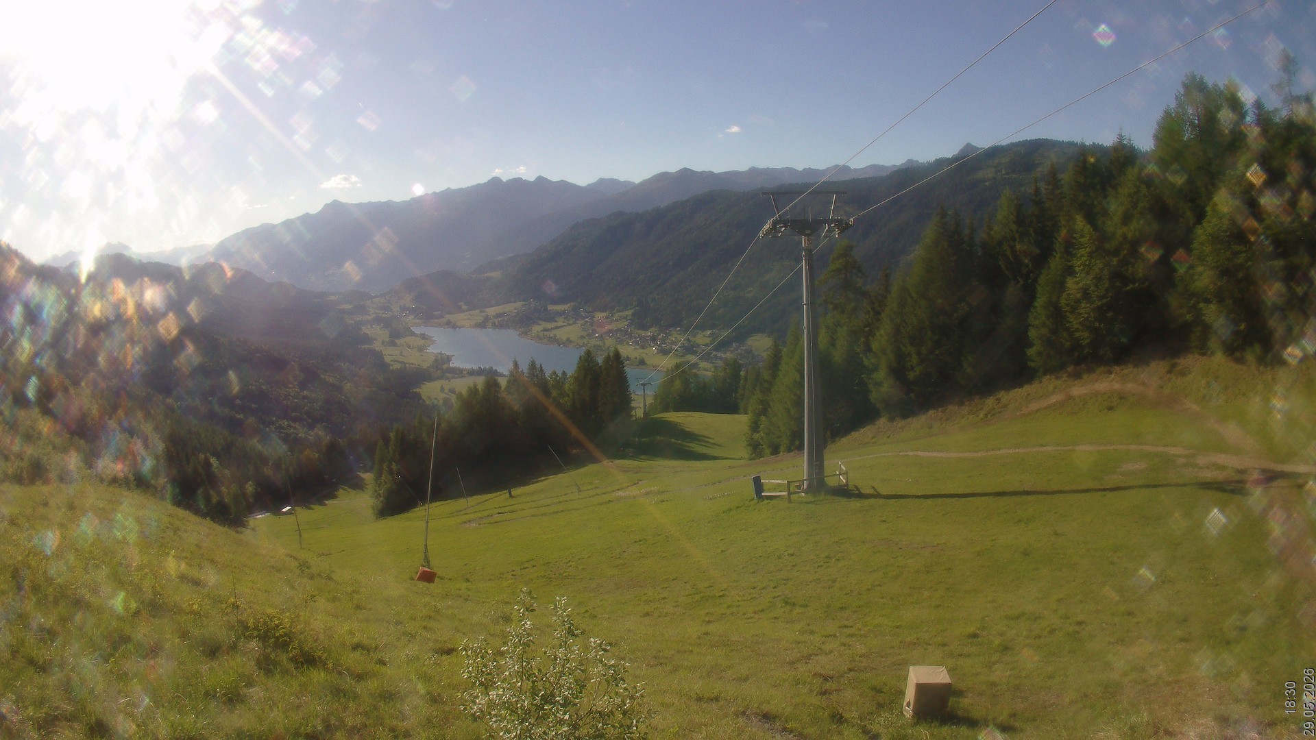 Archiv Foto Webcam Bergbahnen Weissensee - Bergstation