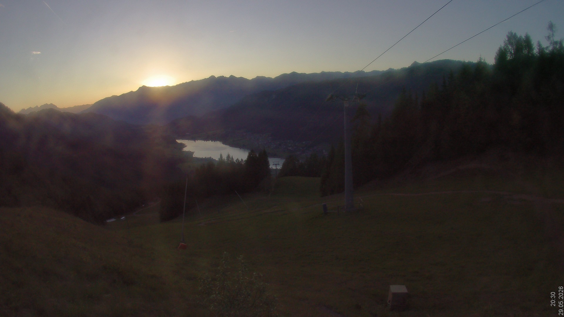 Archiv Foto Webcam Bergbahnen Weissensee - Bergstation