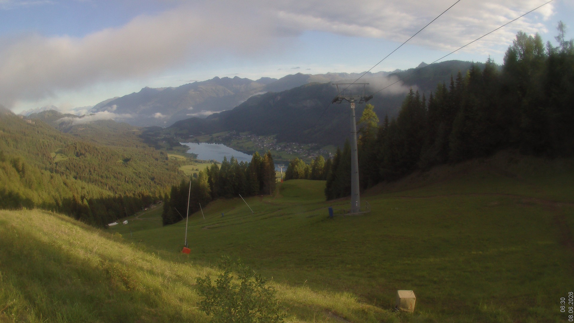 Archiv Foto Webcam Bergbahnen Weissensee - Bergstation
