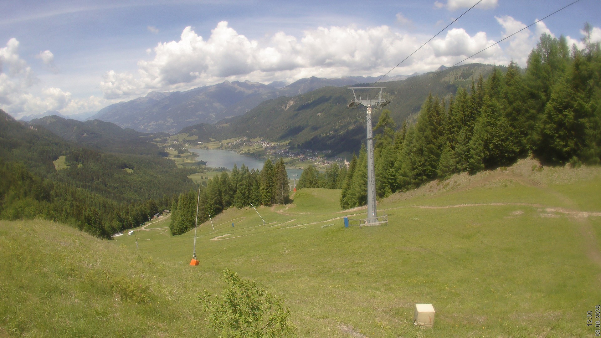 Archiv Foto Webcam Bergbahnen Weissensee - Bergstation