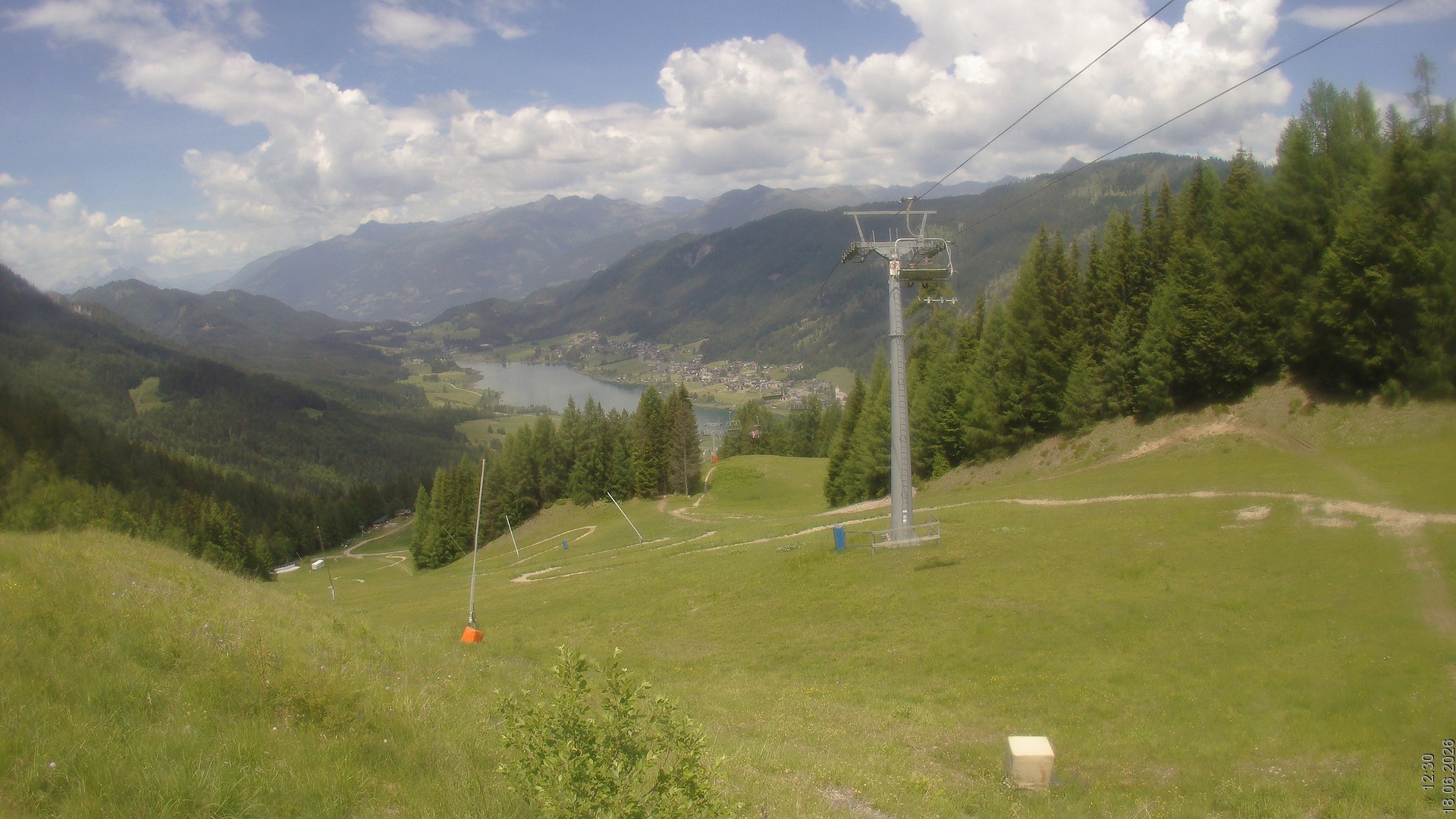 Archiv Foto Webcam Bergbahnen Weissensee - Bergstation