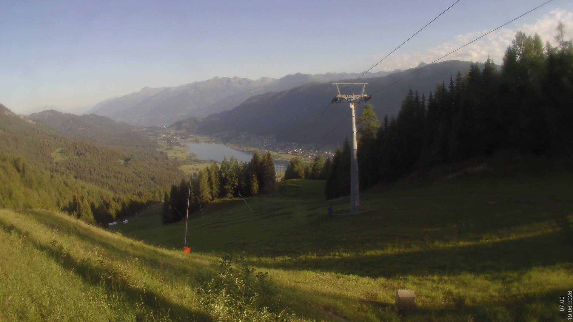 Archiv Foto Webcam Bergbahnen Weissensee - Bergstation