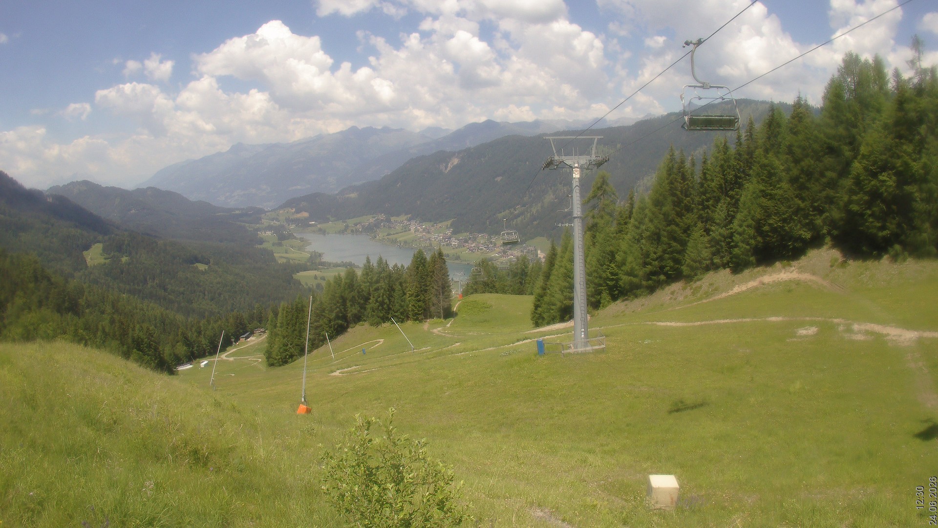 Archiv Foto Webcam Bergbahnen Weissensee - Bergstation