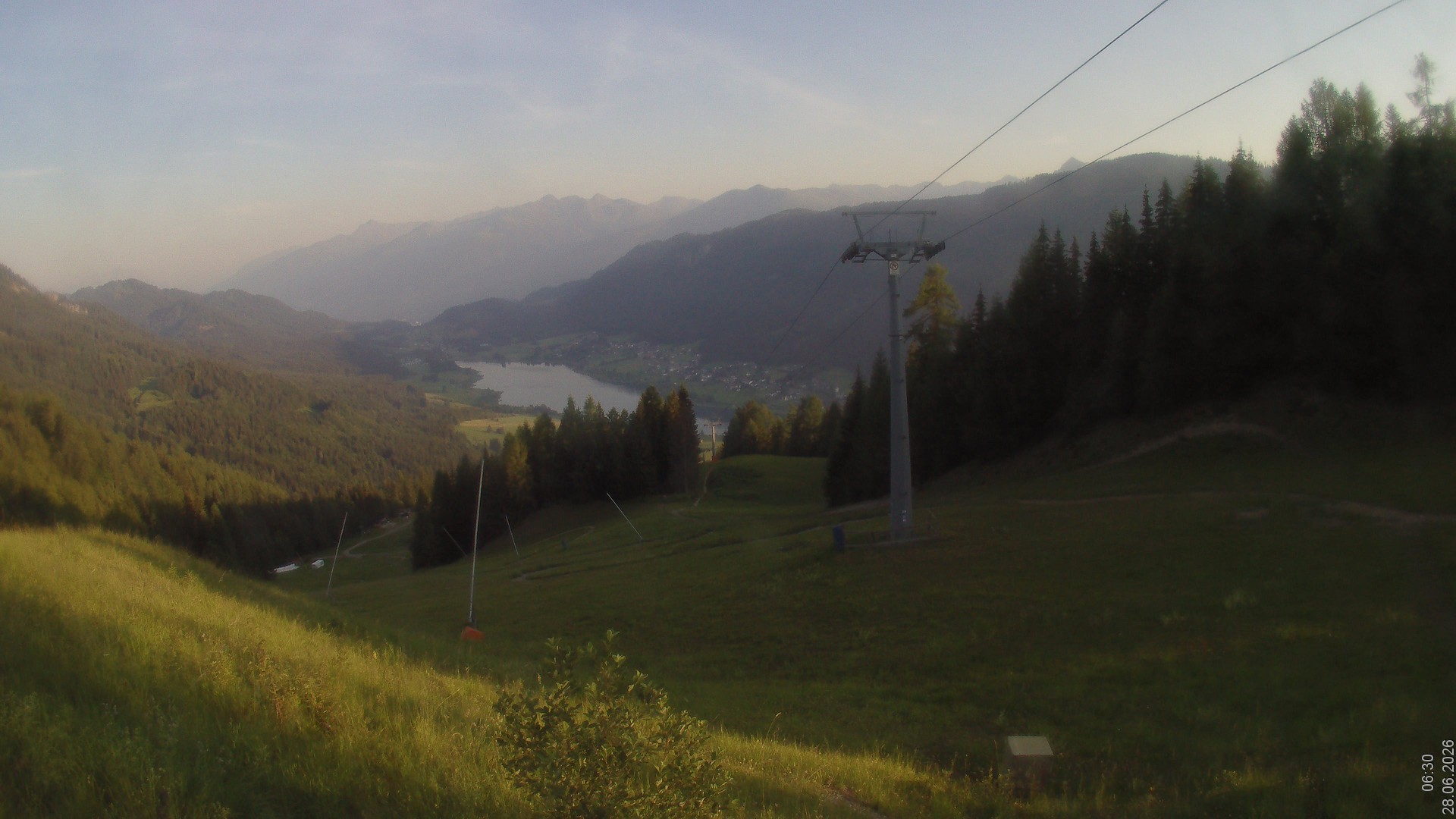 Archiv Foto Webcam Bergbahnen Weissensee - Bergstation