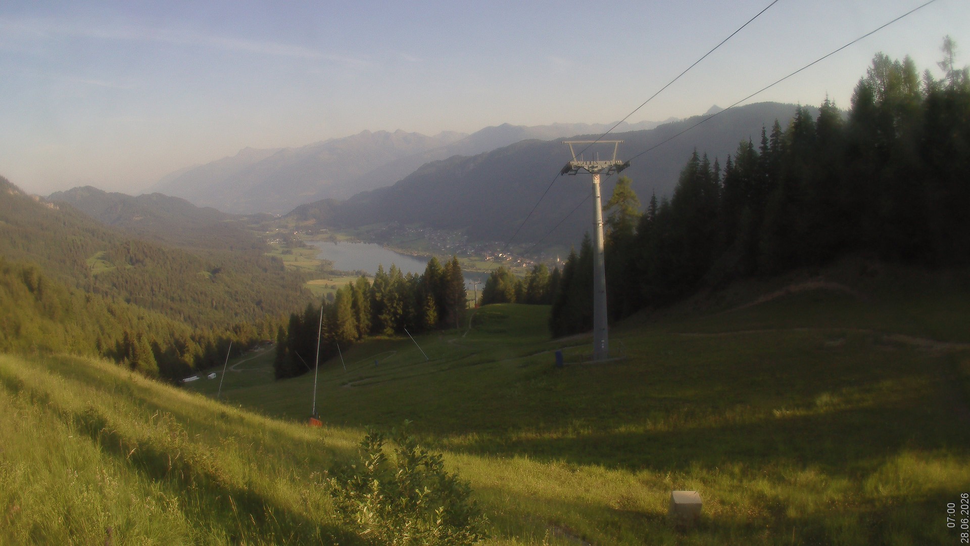 Archiv Foto Webcam Bergbahnen Weissensee - Bergstation