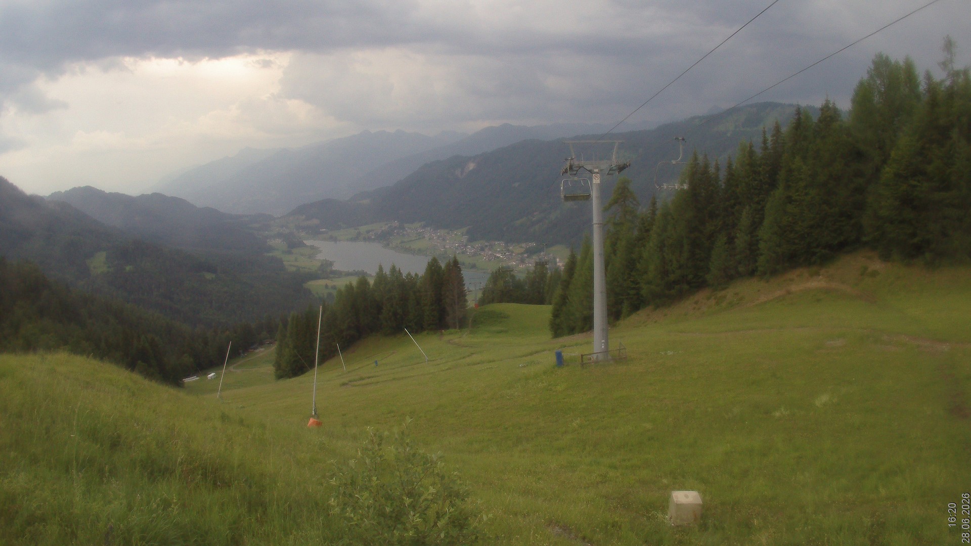 Archiv Foto Webcam Bergbahnen Weissensee - Bergstation