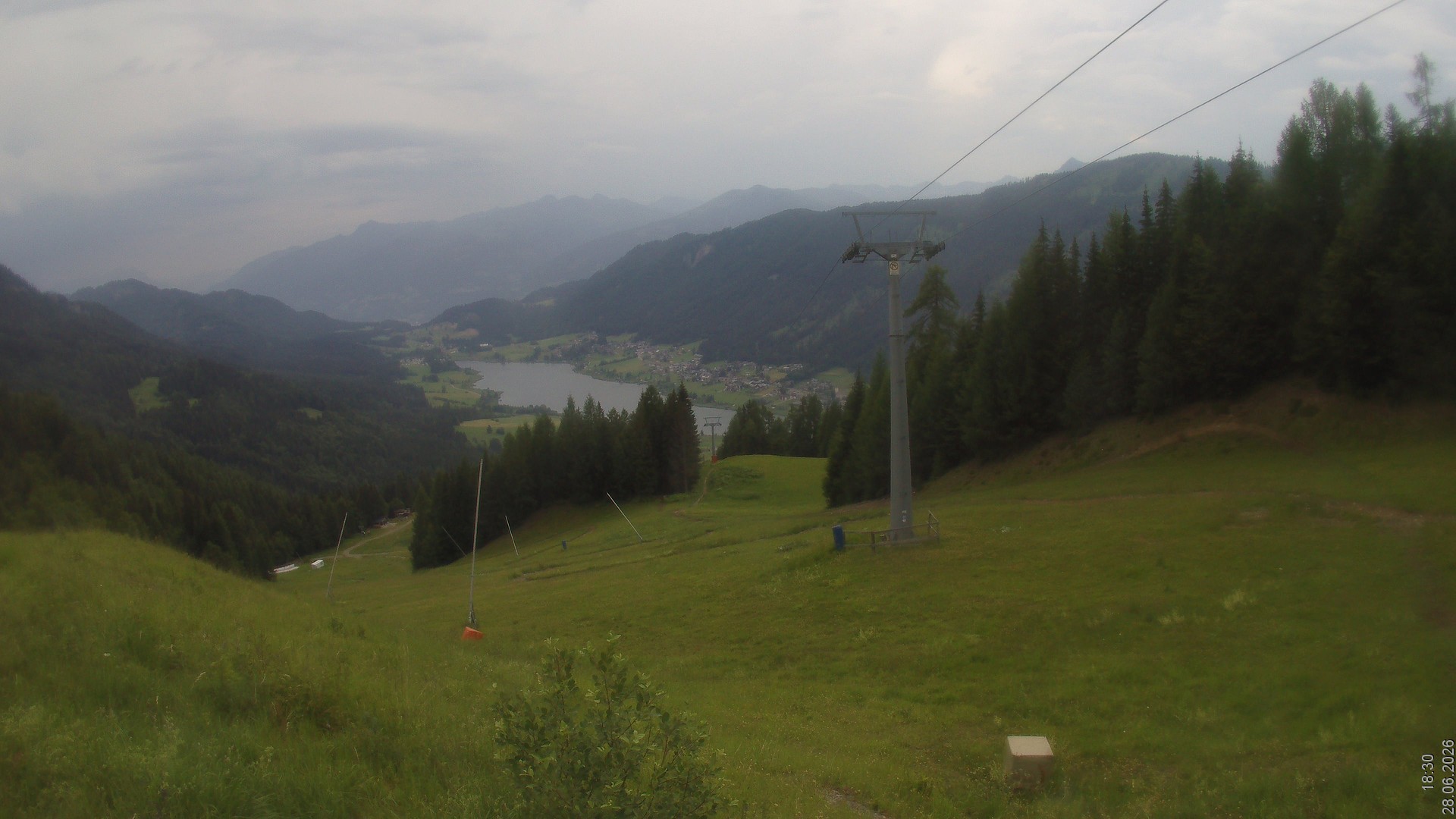 Archiv Foto Webcam Bergbahnen Weissensee - Bergstation