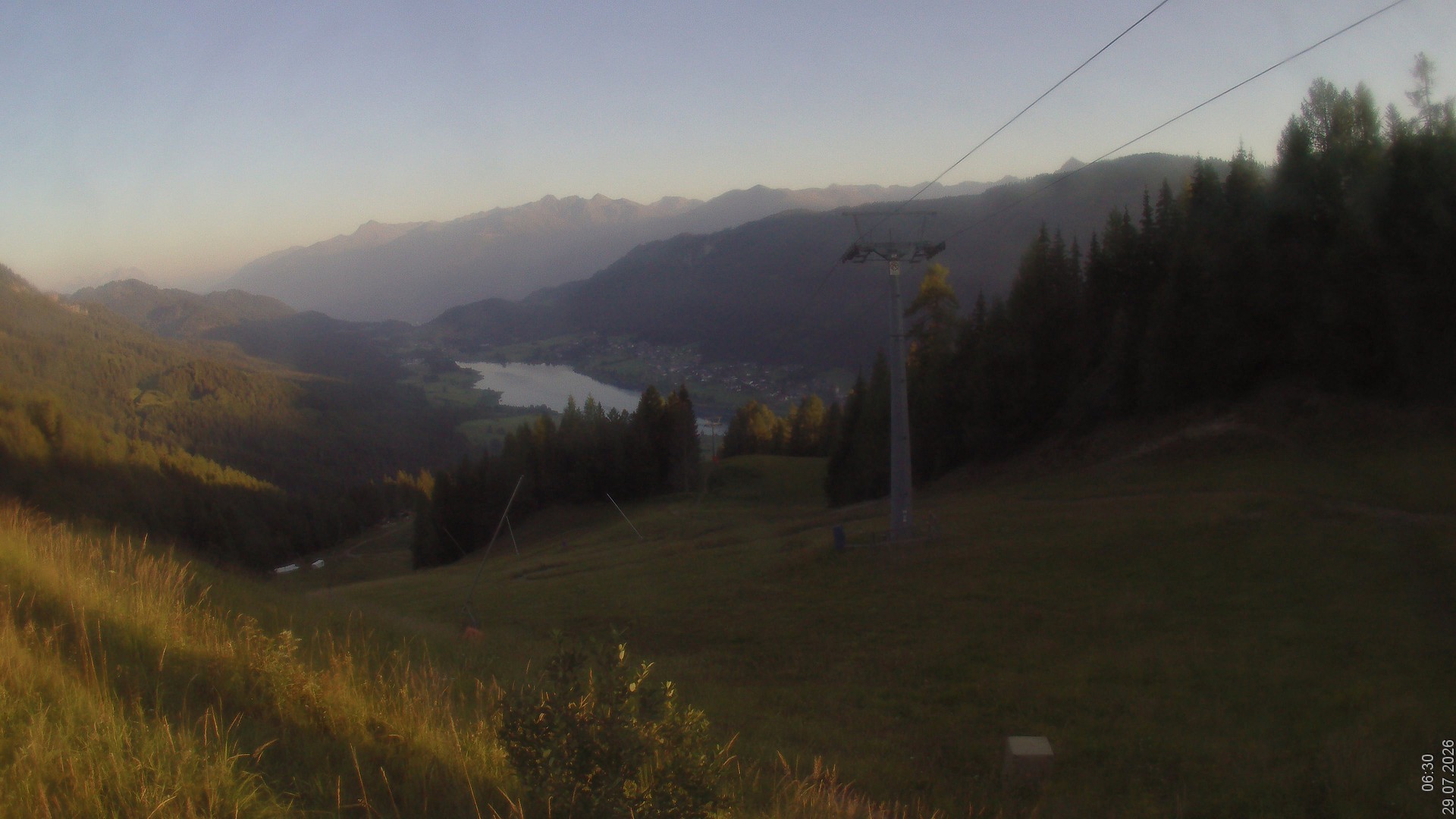 Archiv Foto Webcam Bergbahnen Weissensee - Bergstation